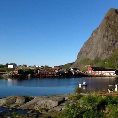 Nordlandshus Ved Havet Pa Reine, Lofoten Eksteriør billede