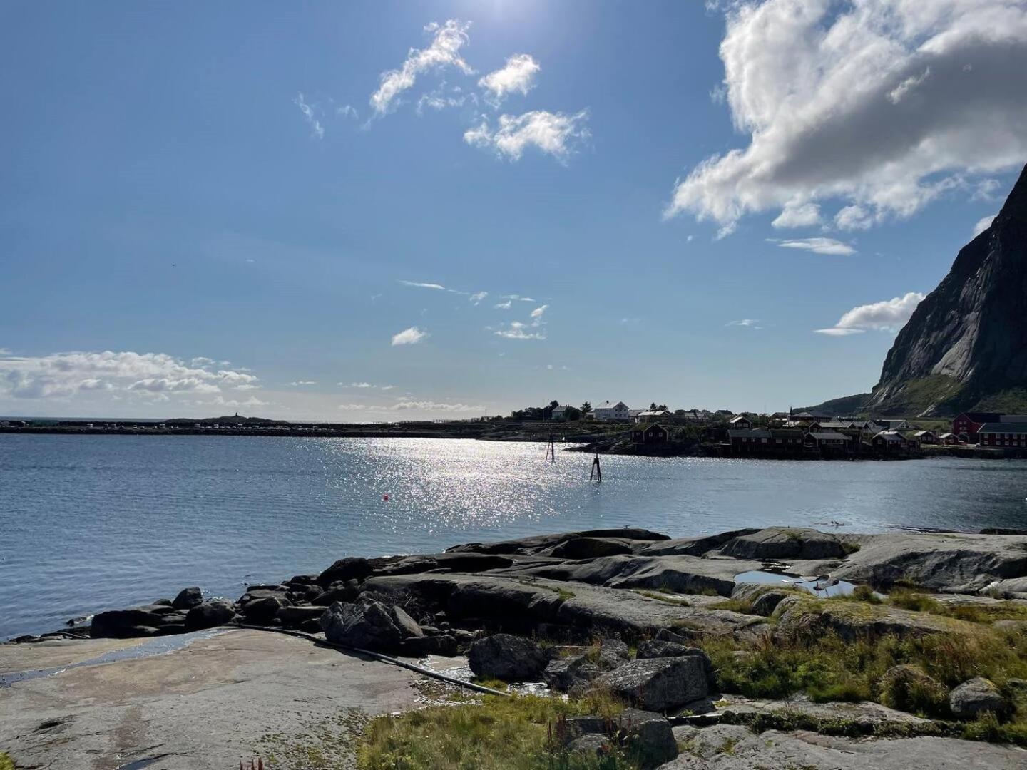 Nordlandshus Ved Havet Pa Reine, Lofoten Eksteriør billede