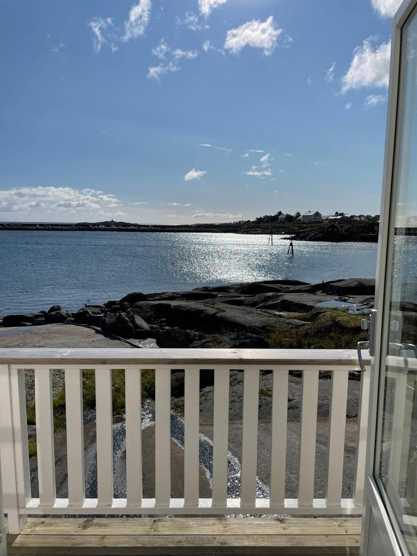 Nordlandshus Ved Havet Pa Reine, Lofoten Eksteriør billede
